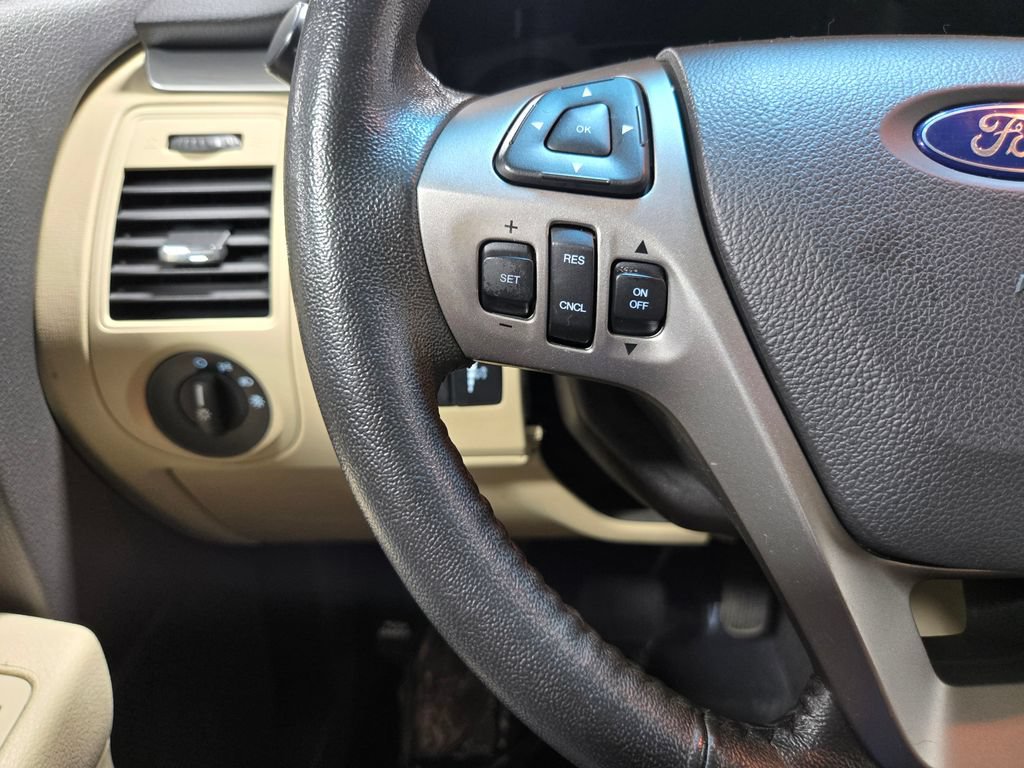 Used 2019 Ford Flex SE FWD image 14