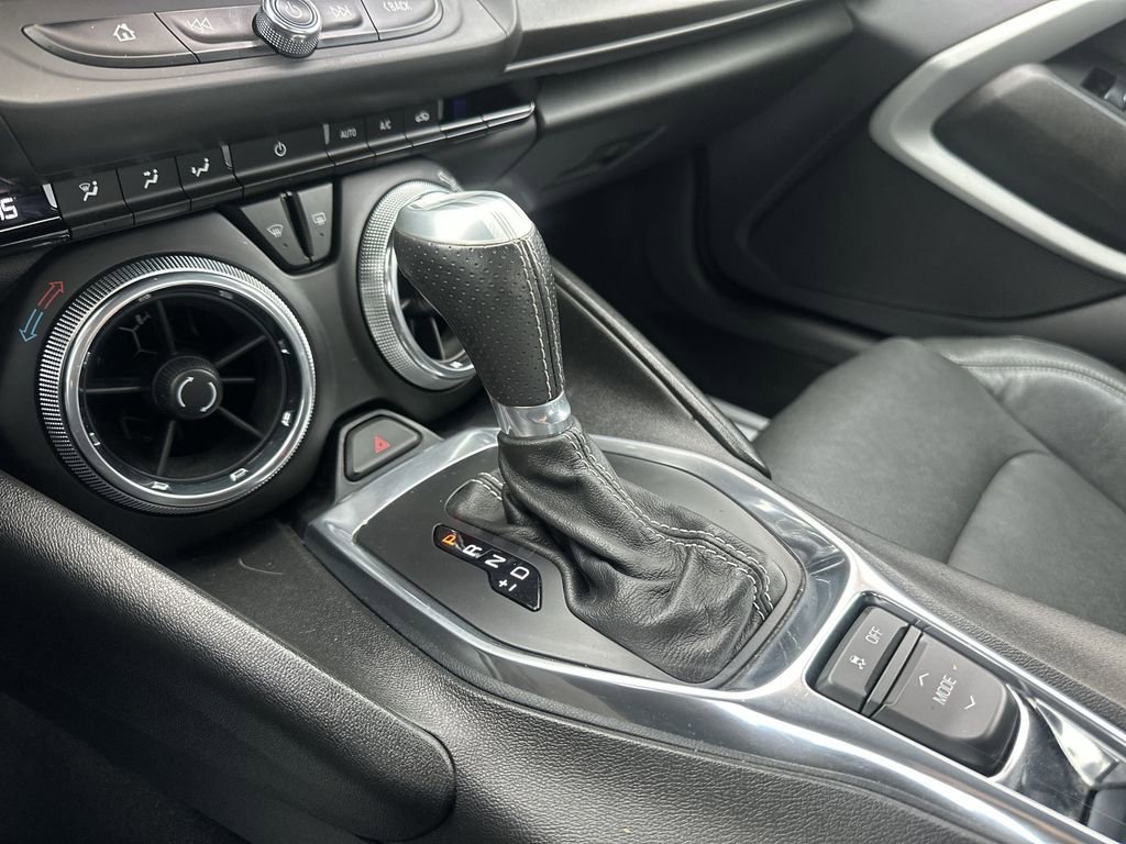 Used 2017 Chevrolet Camaro SS image 19