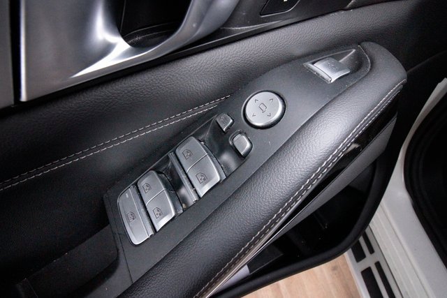 Used 2020 BMW X7 xDrive40i w/ Cold Weather Package image 20