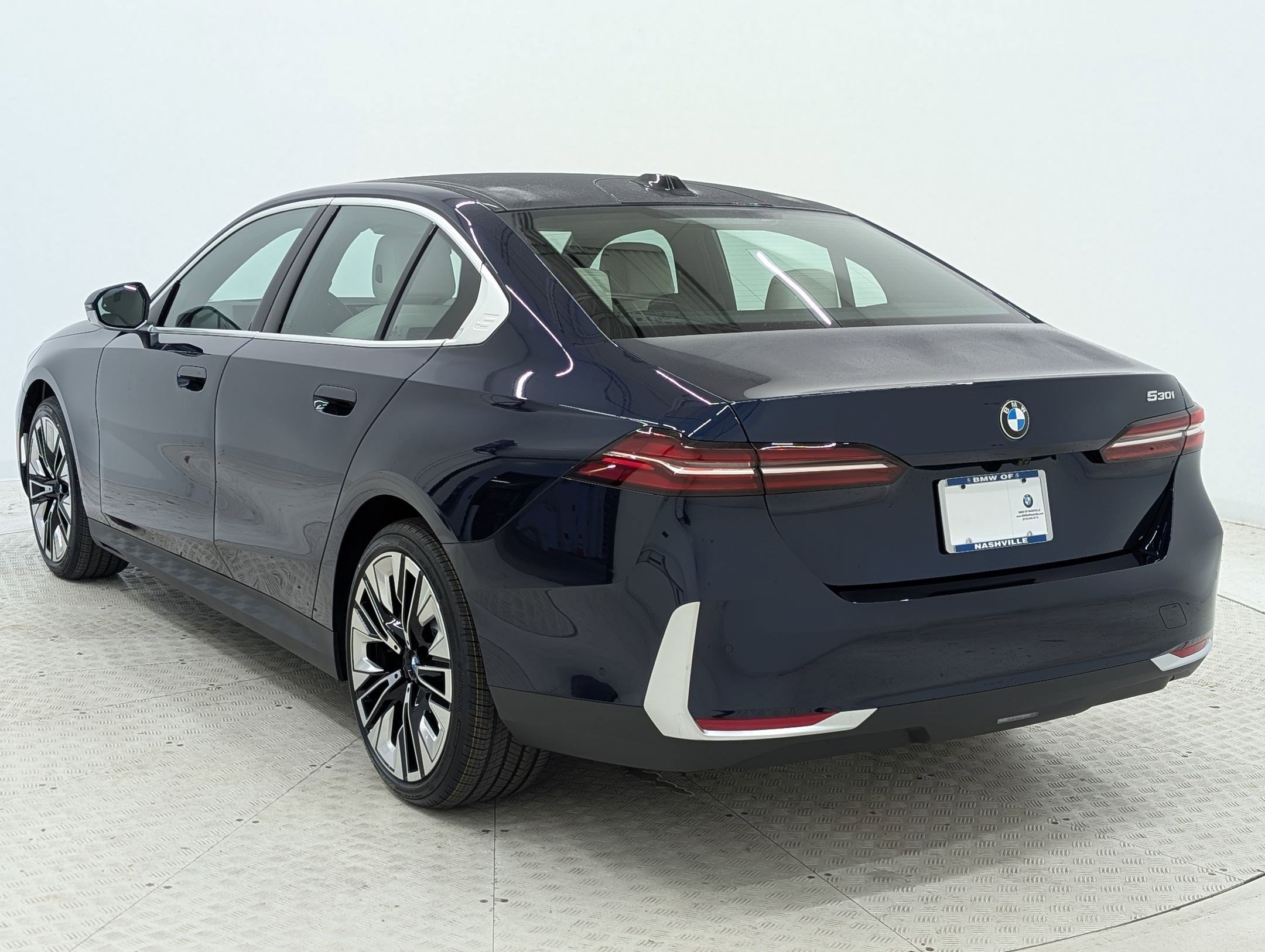 New 2026 BMW 530i w/ Premium Package RWD image 3