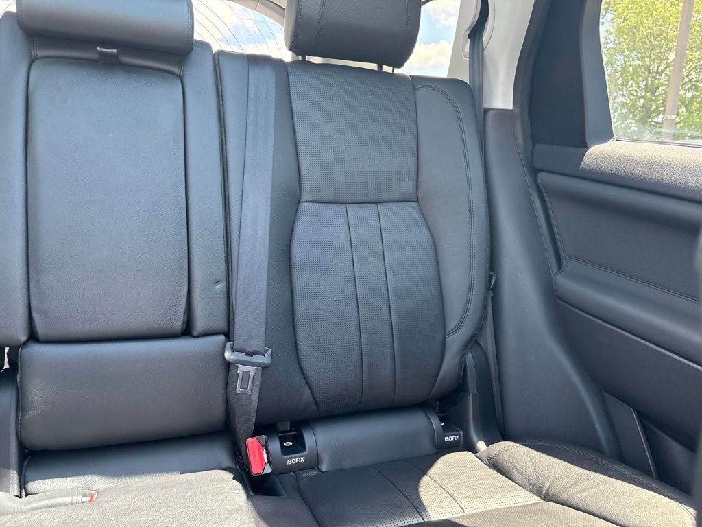 Used 2019 Land Rover Discovery Sport HSE AWD/4WD image 12