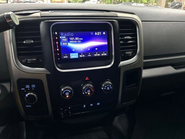 Used 2016 RAM 3500 SLT AWD/4WD image 16