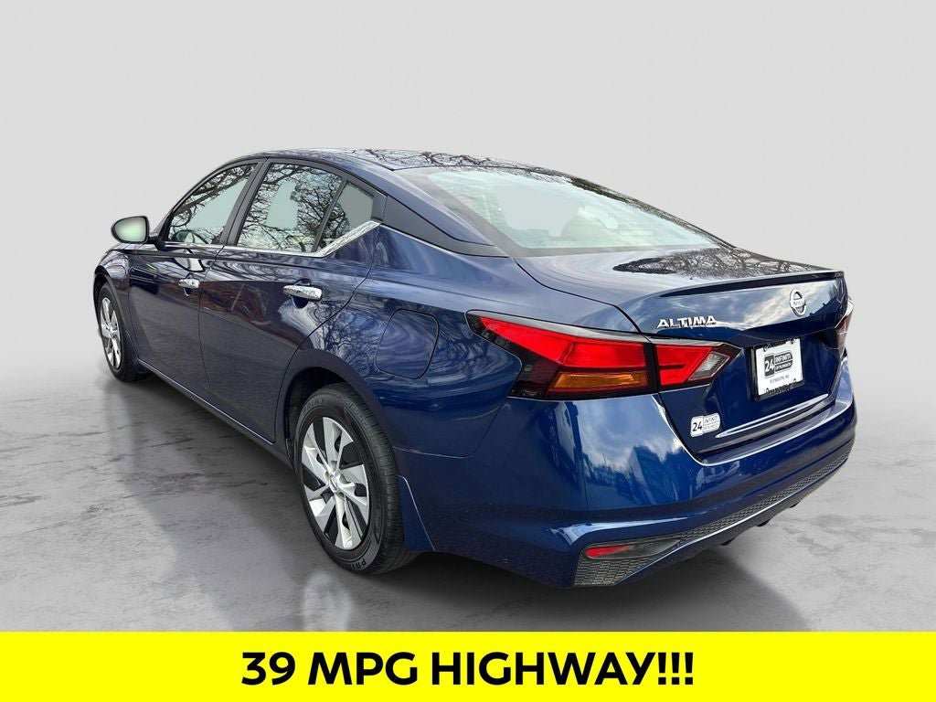 Used 2022 Nissan Altima 2.5 S FWD image 3
