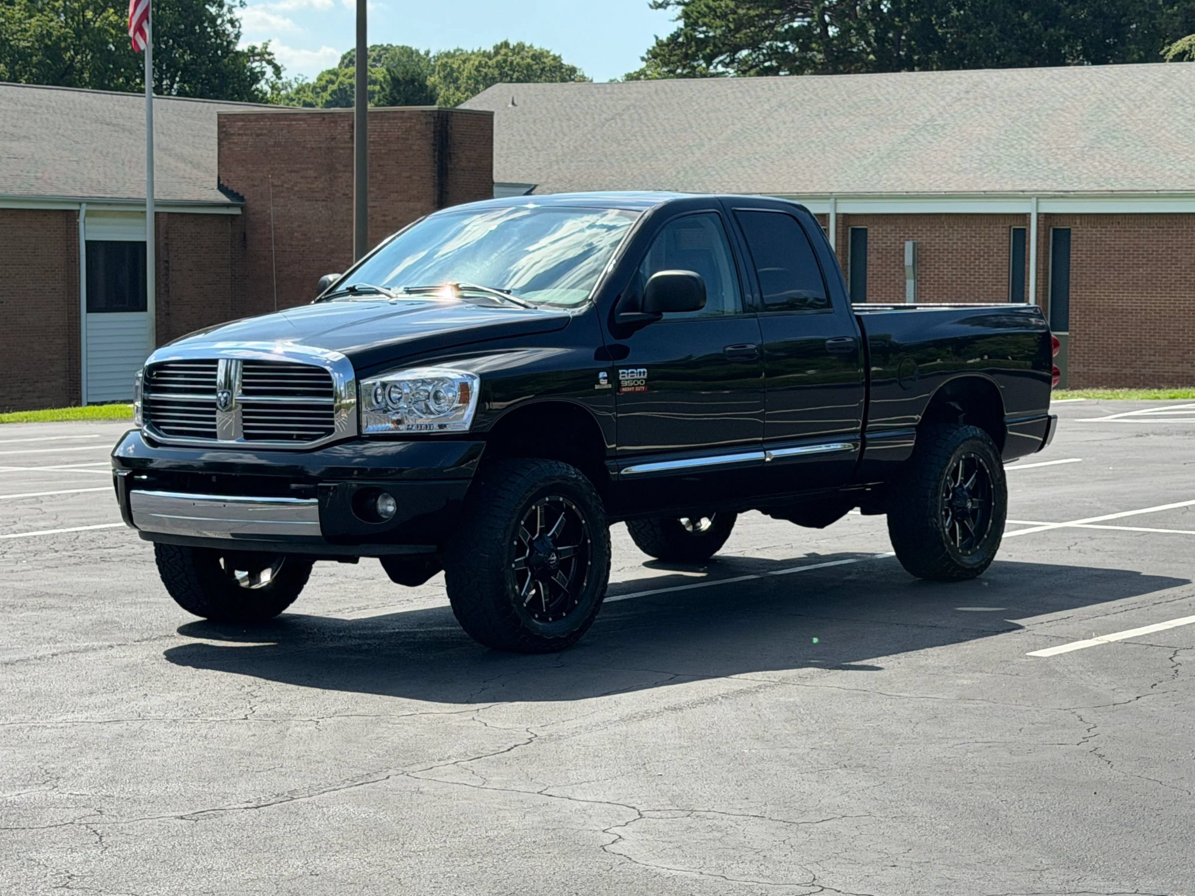 Used 2007 Dodge Ram 3500 Truck Laramie AWD/4WD image 1