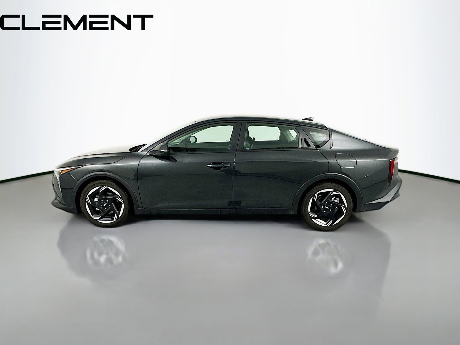 Used 2025 Kia K4 EX image 6