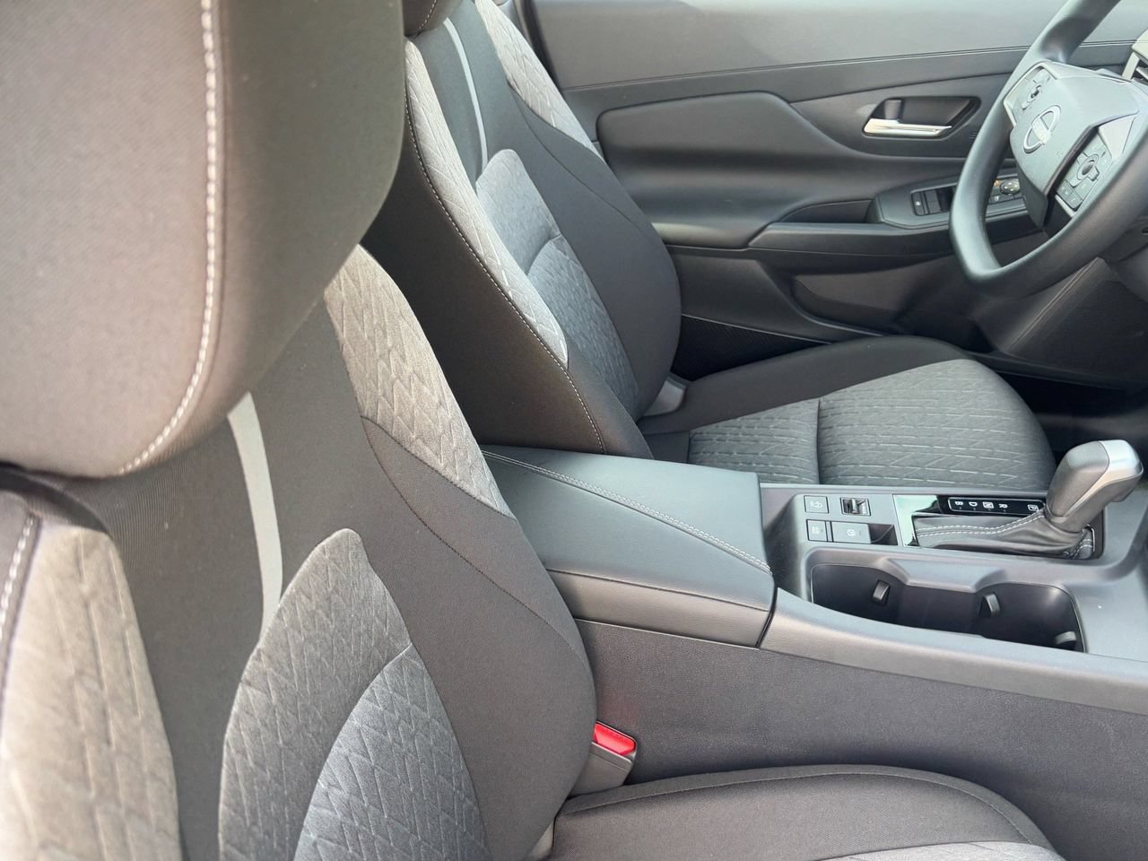 New 2026 Nissan Sentra SV w/ Floor Mat Package FWD image 12
