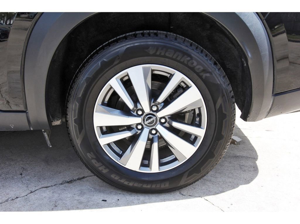 Used 2023 Nissan Pathfinder SL w/ Black Appearance Package image 34