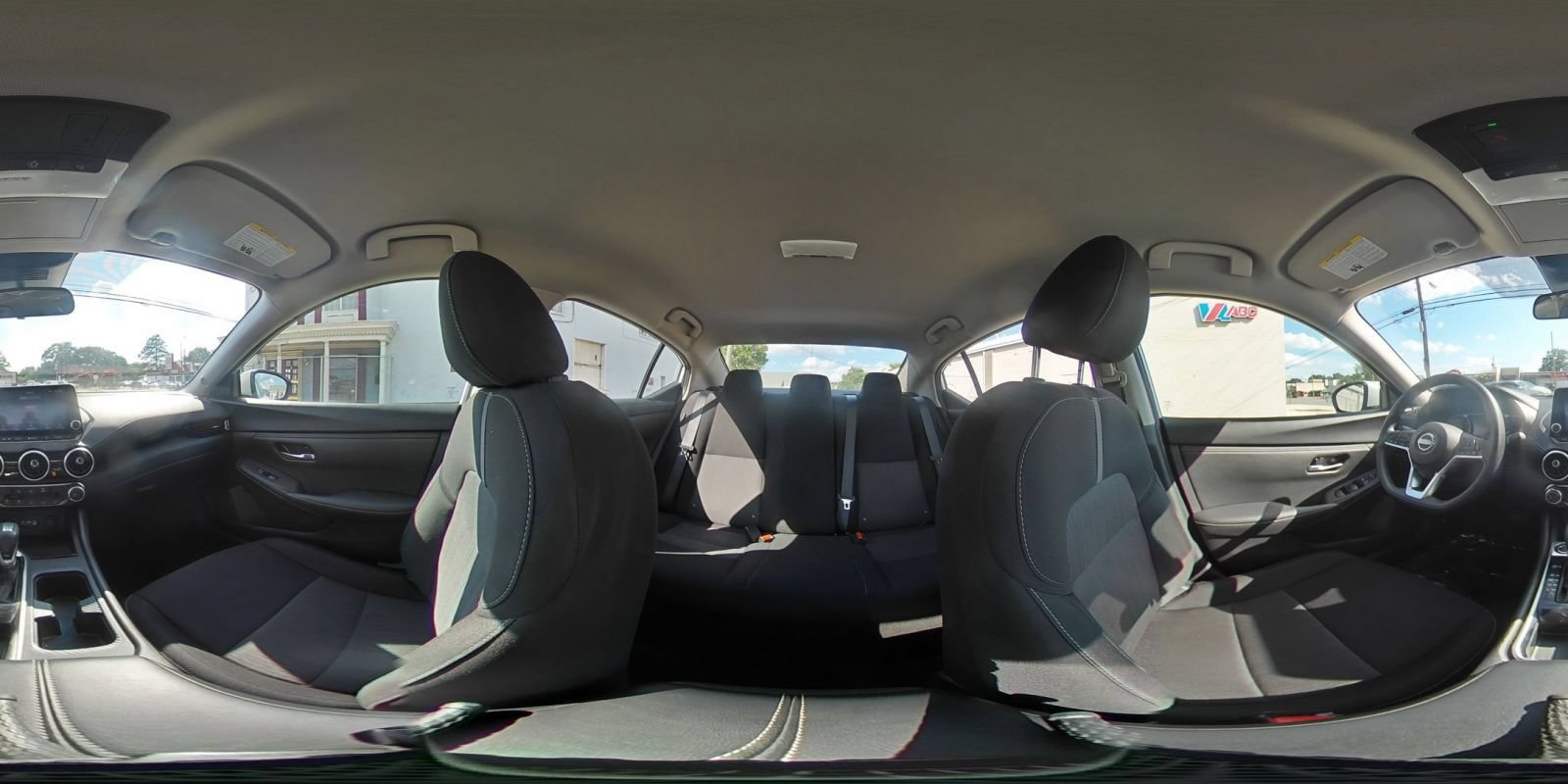Used 2025 Nissan Sentra SV FWD image 40