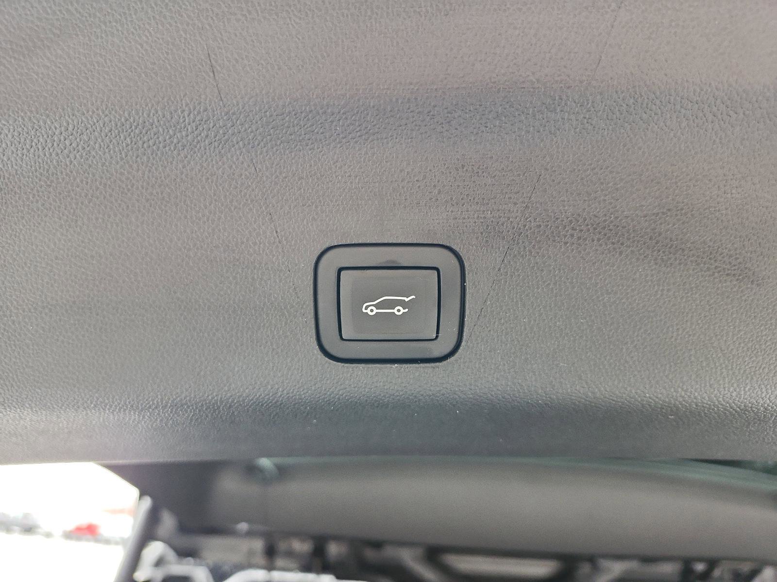 Certified 2024 Chevrolet Suburban Z71 w/ Z71 Off-Road Package image 12