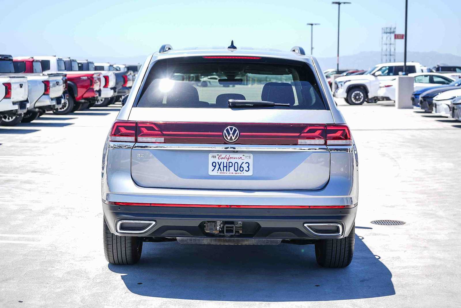 Certified 2026 Volkswagen Atlas SE FWD image 7