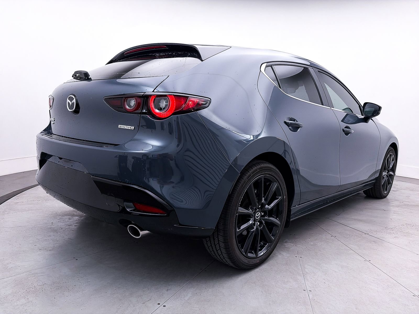 Used 2025 MAZDA MAZDA3 Carbon image 13