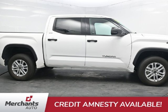 Used 2023 Toyota Tundra SR5 AWD/4WD image 4
