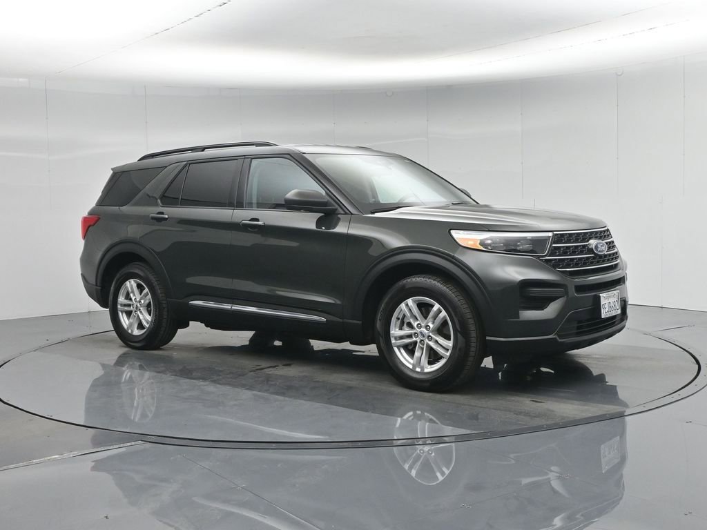 Used 2022 Ford Explorer XLT image 31