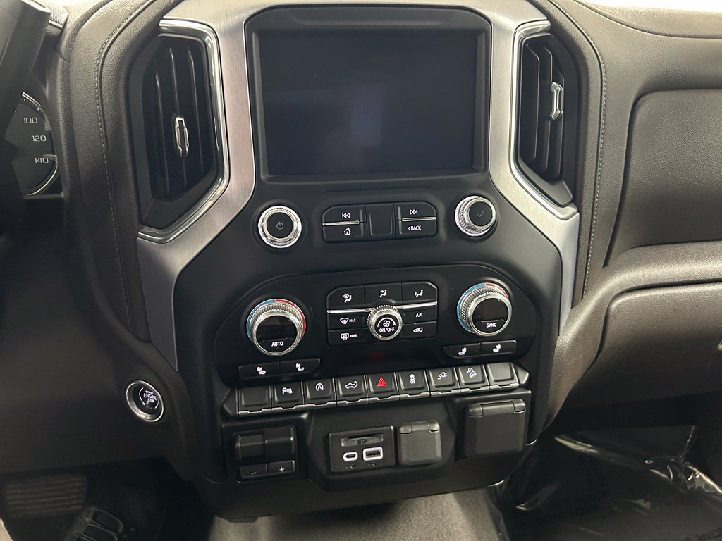 Used 2019 GMC Sierra 1500 SLE w/ SLE Value Package AWD/4WD image 18