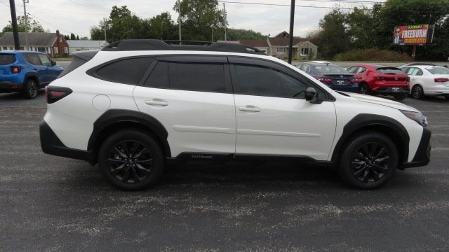 Used 2025 Subaru Outback Onyx Edition XT image 9