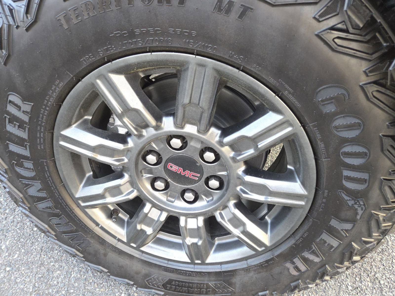 New 2026 GMC Sierra 1500 AT4X image 19