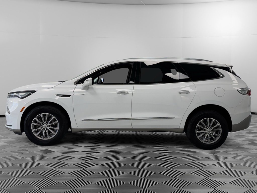 Used 2024 Buick Enclave Premium image 5