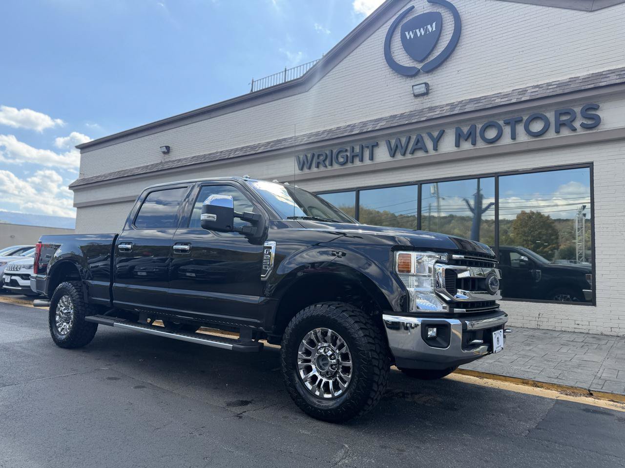 Used 2021 Ford F250 XLT w/ XLT Premium Package AWD/4WD image 1