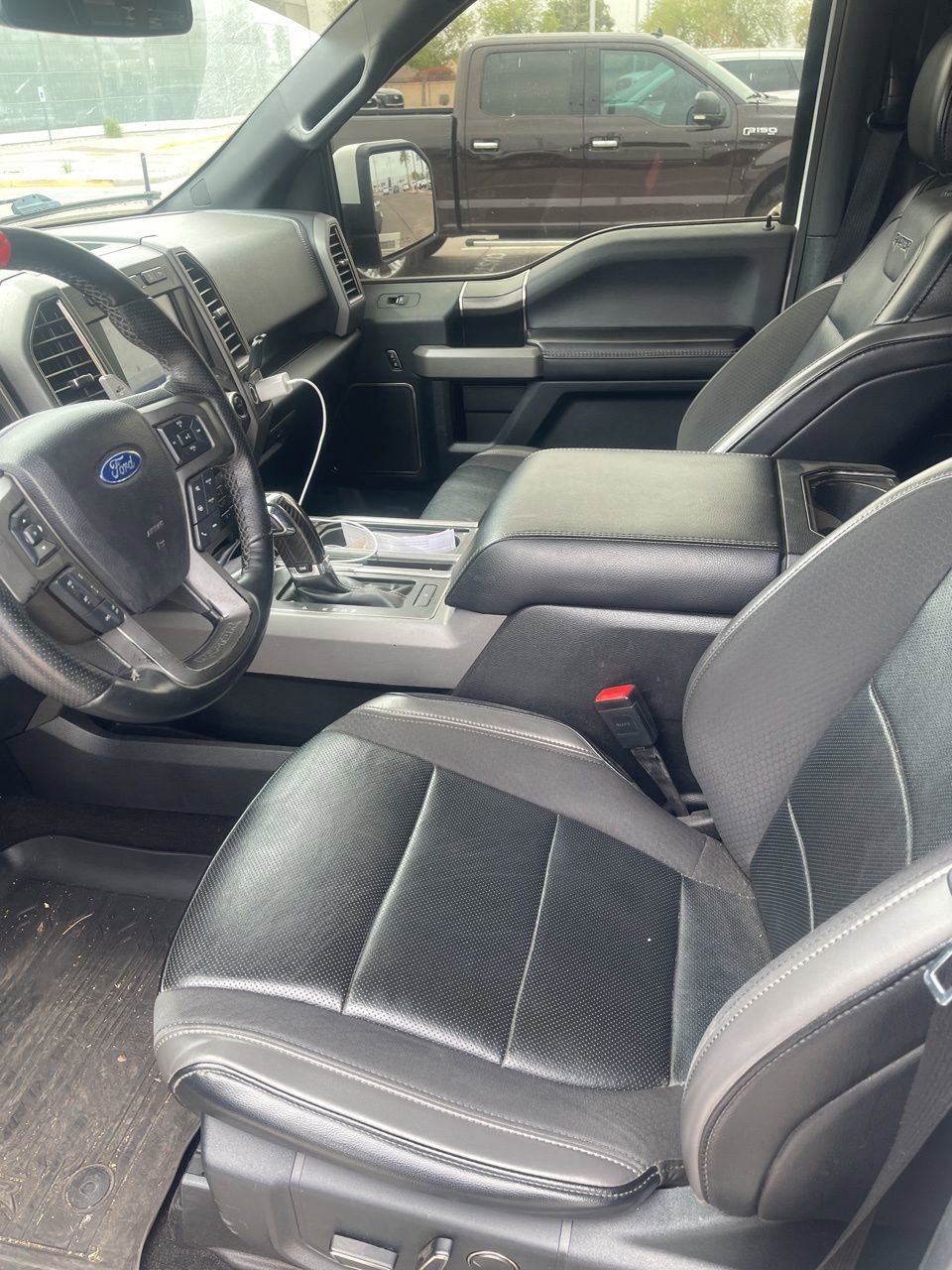 Used 2019 Ford F150 Raptor w/ Equipment Group 802A Luxury image 11