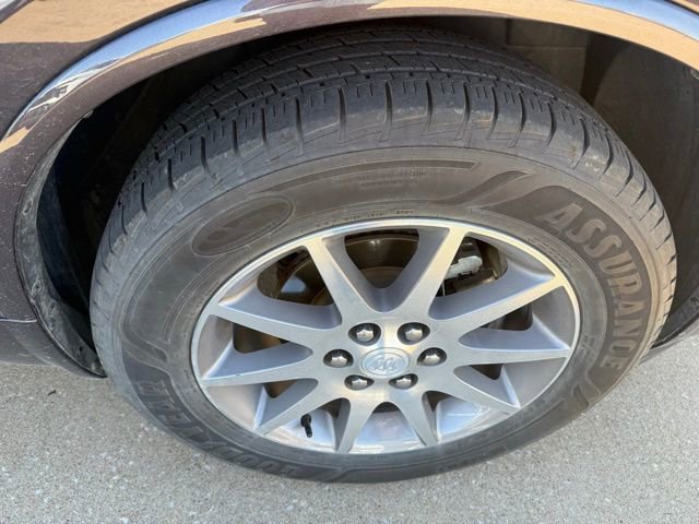 Used 2015 Buick Enclave Leather FWD image 25