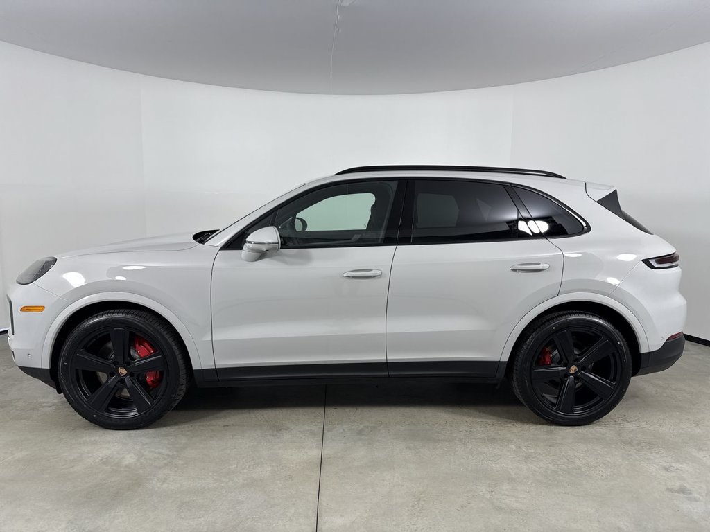 New 2026 Porsche Cayenne S AWD/4WD image 2