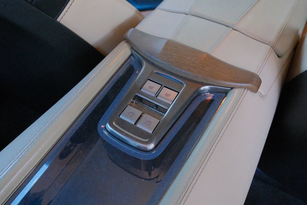 Used 2012 Fisker Karma EcoSport RWD image 34