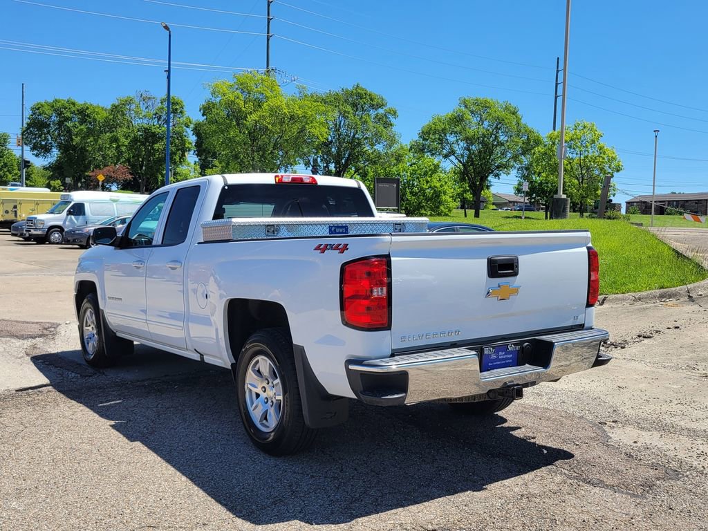 Used 2018 Chevrolet Silverado 1500 LT w/ All Star Edition AWD/4WD image 32