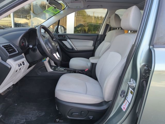 Used 2017 Subaru Forester 2.5i Premium w/ All-Weather Package image 14