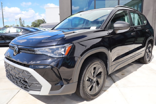 Used 2025 Volkswagen Taos S FWD image 8