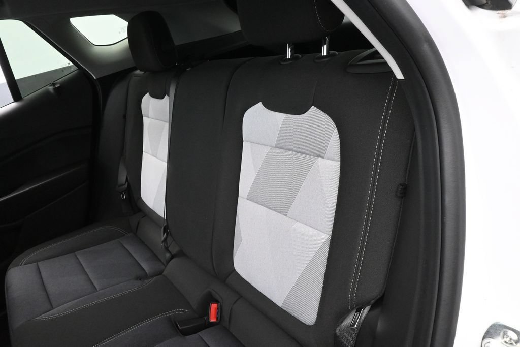 Used 2025 Chevrolet Trax LS FWD image 27