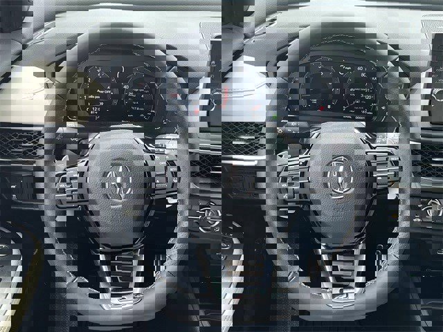 Used 2025 Acura ADX A-Spec image 13