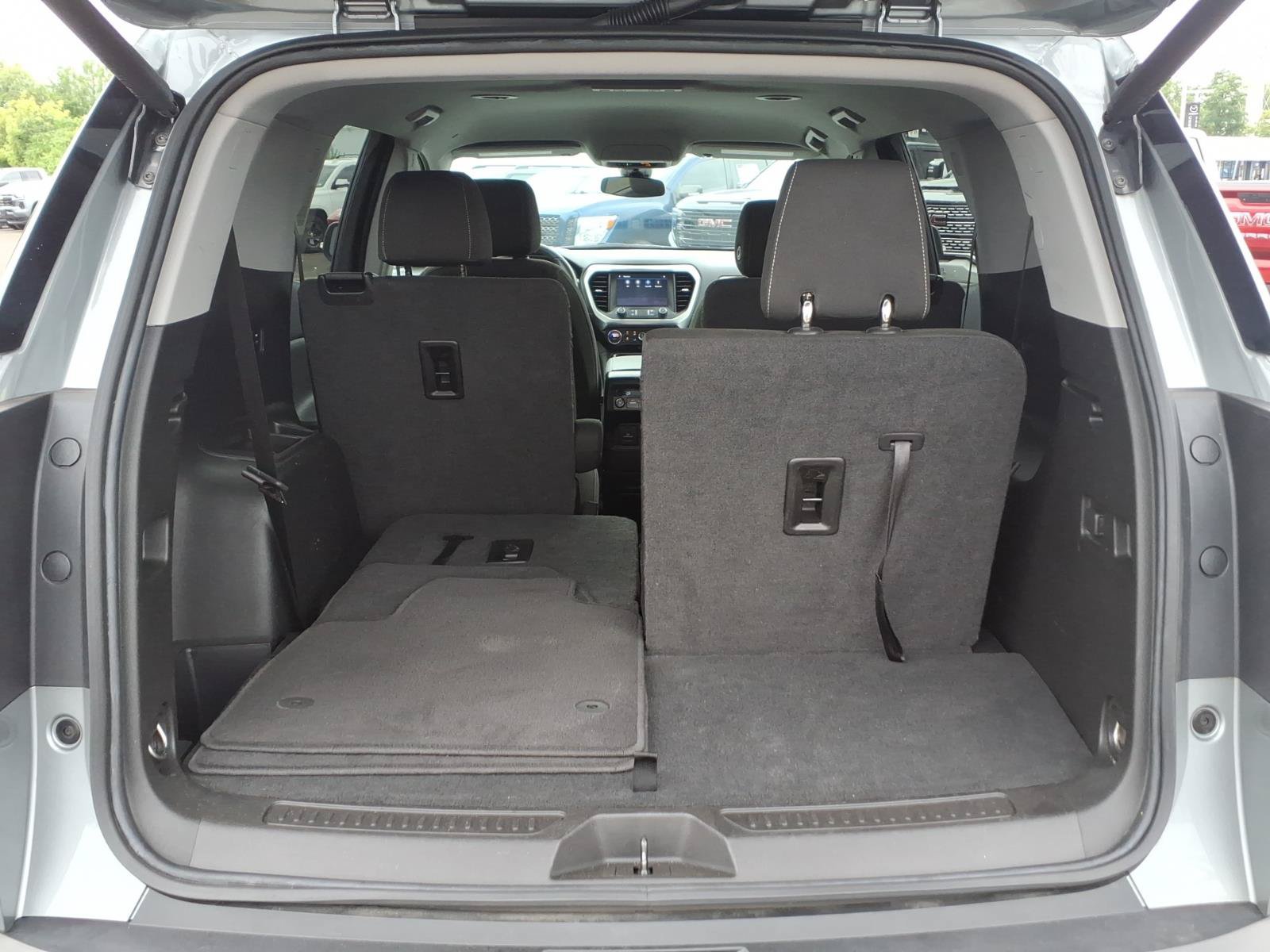 Certified 2023 GMC Acadia SLE w/ Driver Convenience Package AWD/4WD image 25