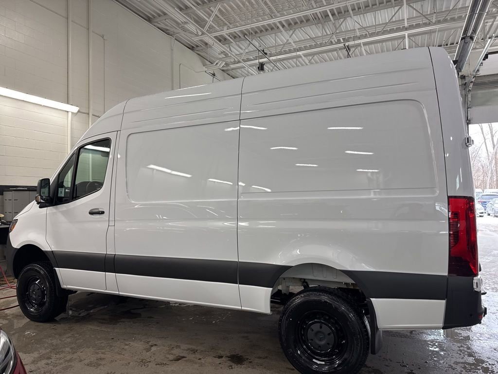 New 2026 Mercedes-Benz Sprinter 2500 image 3