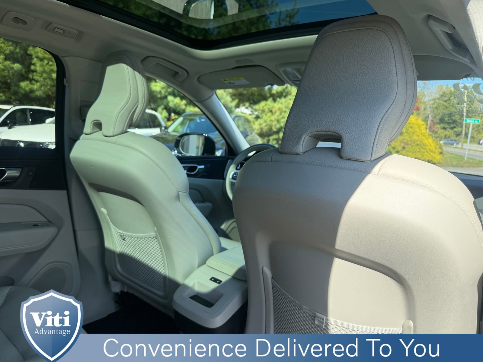 Certified 2023 Volvo XC60 B5 Plus w/ Climate Package image 25