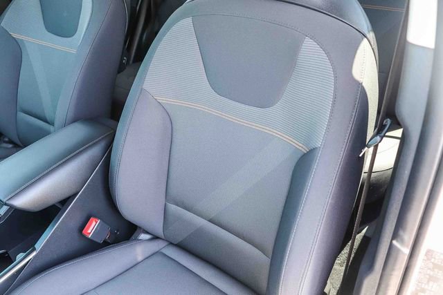 Used 2023 Kia Niro LX FWD image 30