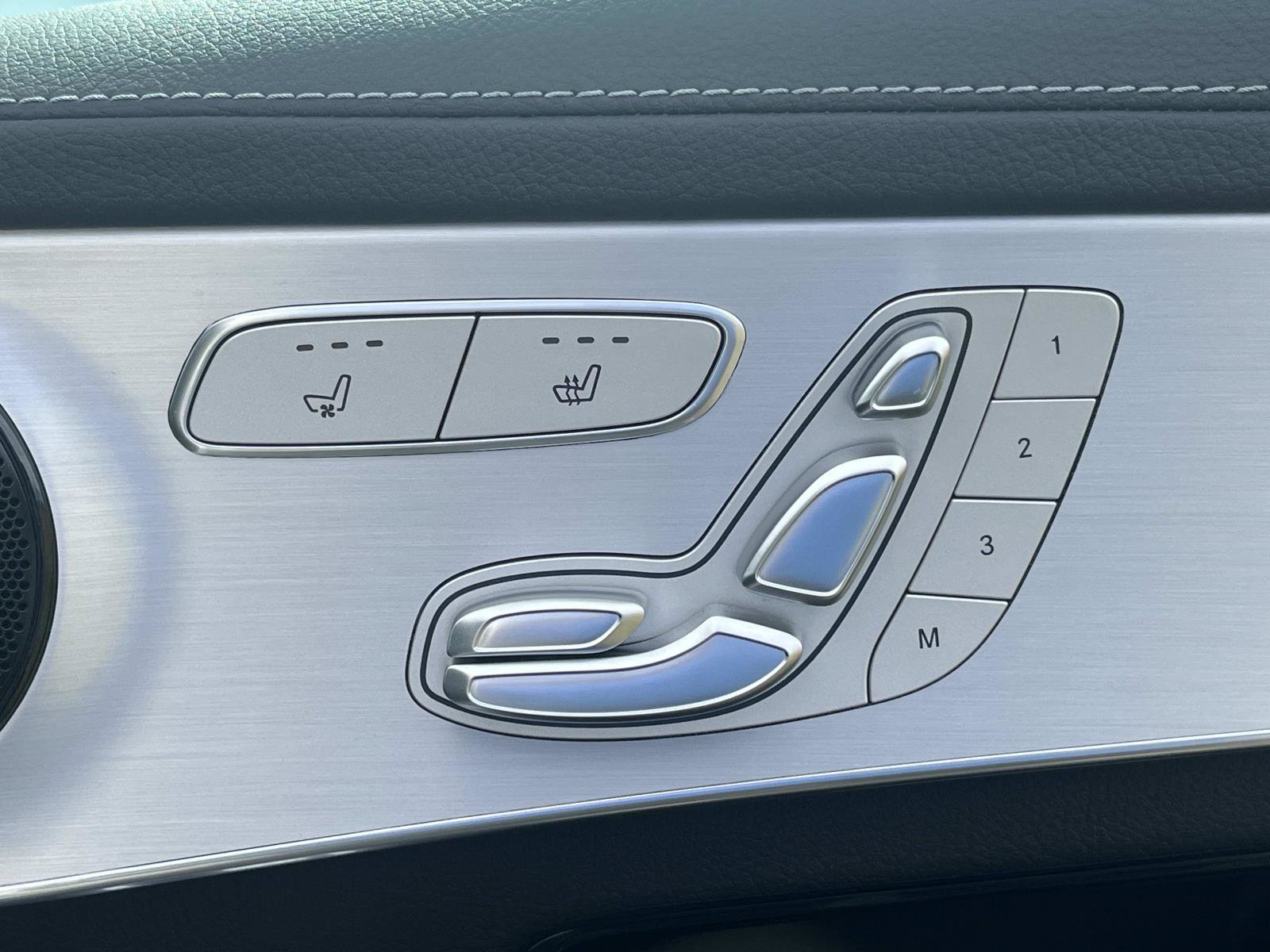Certified 2022 Mercedes-Benz GLC 43 AMG 4MATIC image 25