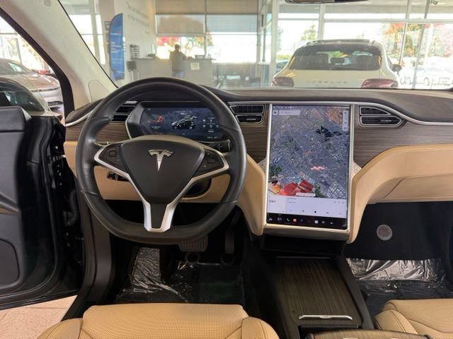Used 2016 Tesla Model X 90D AWD/4WD image 28