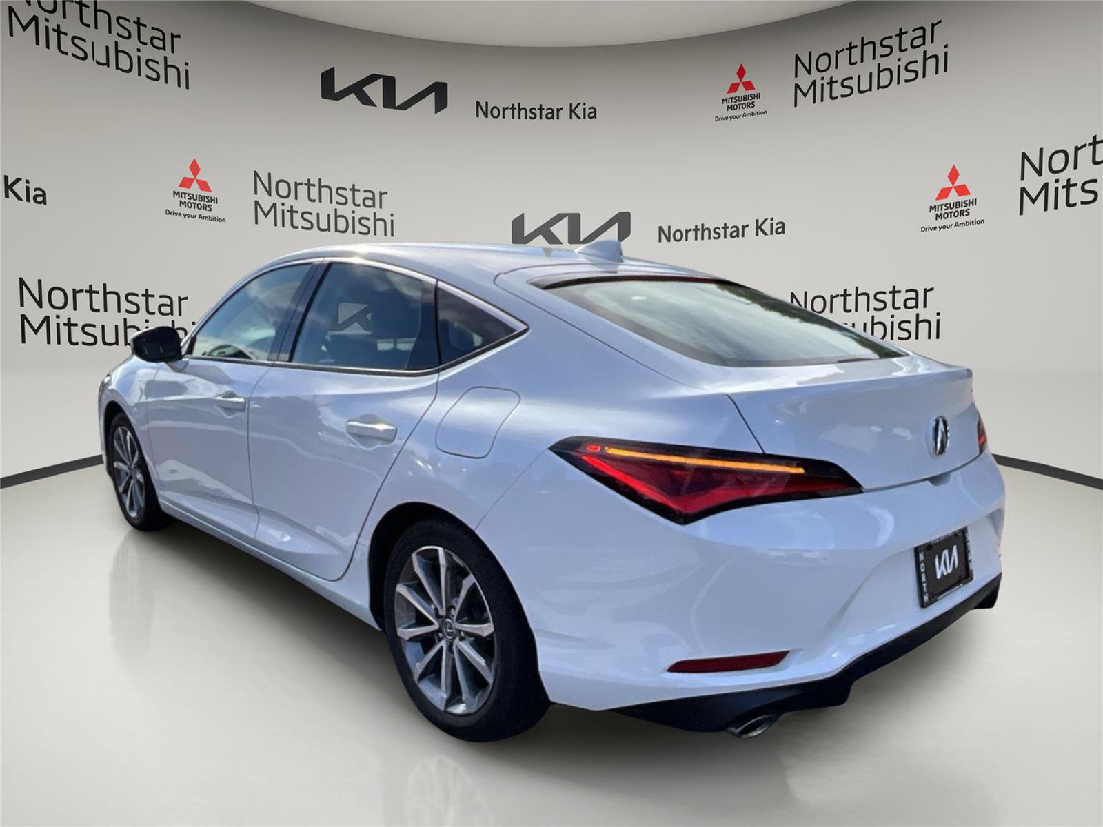 Used 2024 Acura Integra FWD image 2