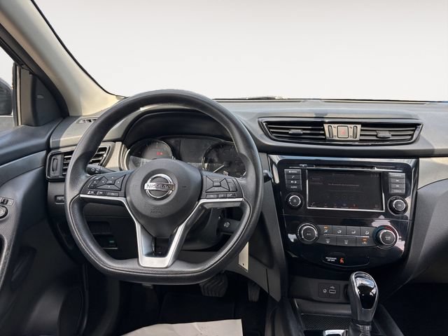 Used 2019 Nissan Rogue Sport S w/ Appearance Package AWD/4WD image 12