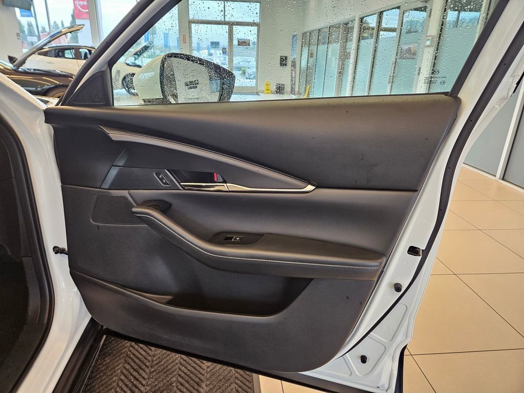 Used 2022 MAZDA CX-30 AWD 2.5 S w/ Preferred Package image 24