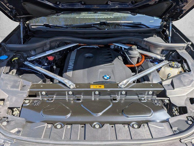Used 2024 BMW X5 xDrive50e w/ Executive Package AWD/4WD image 24