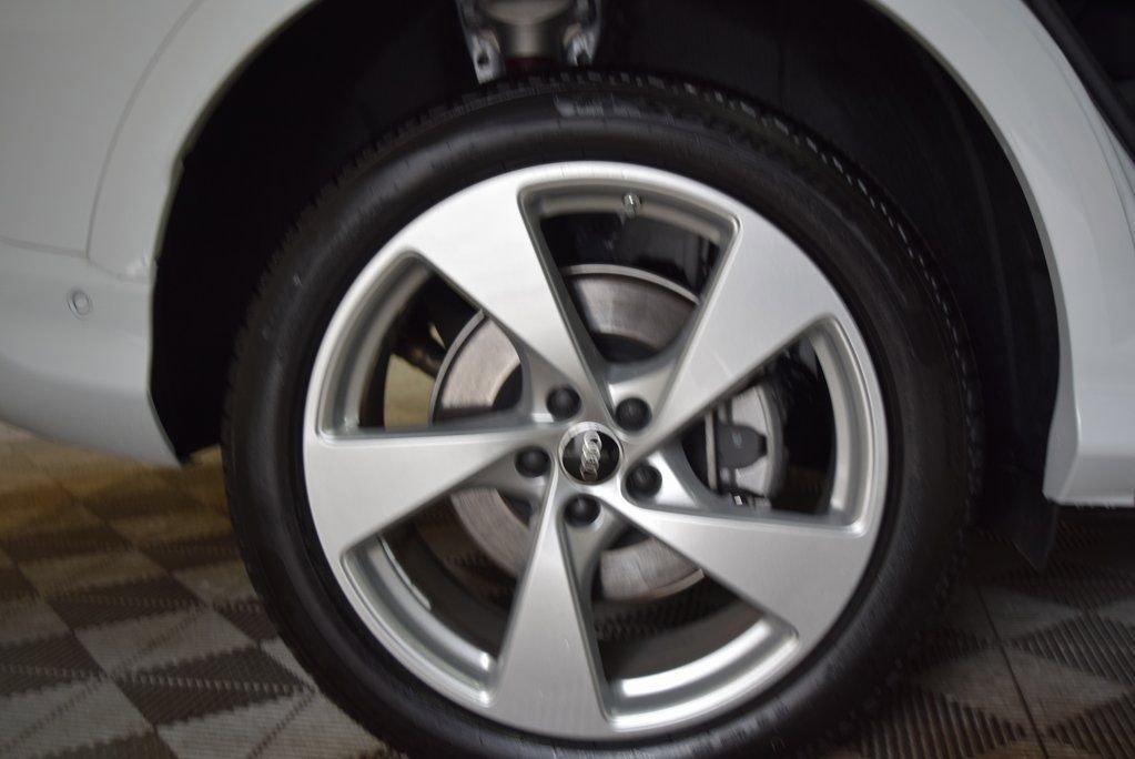 New 2025 Audi Q5 Premium Plus image 14