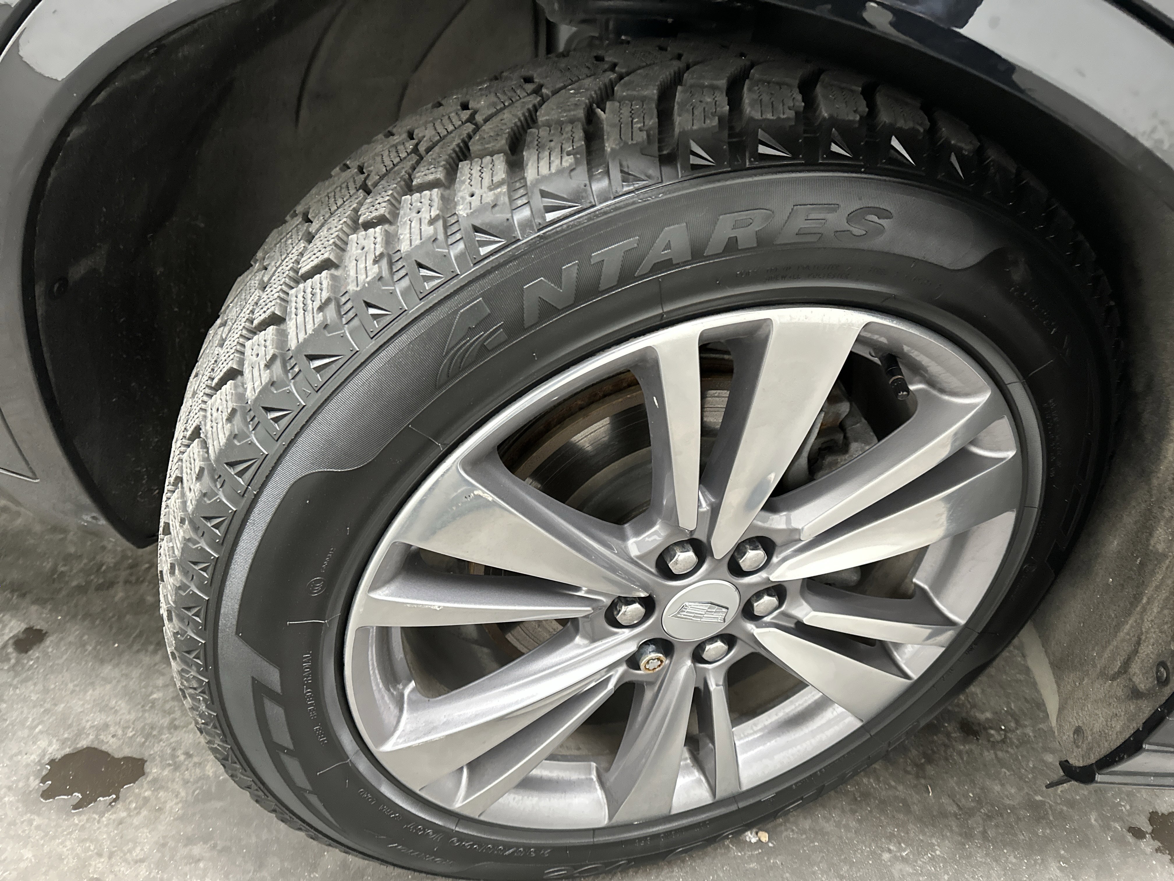 Used 2024 Cadillac XT6 Premium Luxury w/ Technology Package image 10