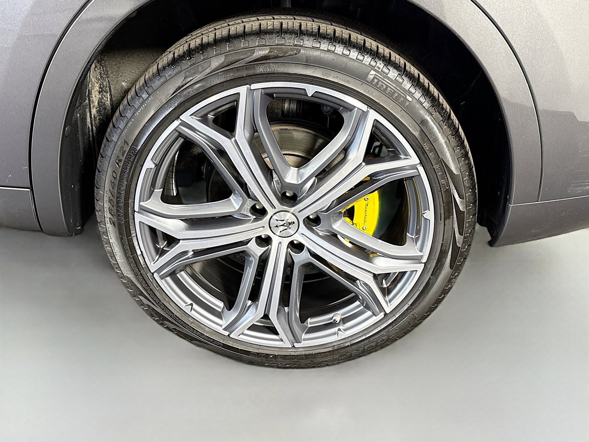 Used 2023 Maserati Levante GT AWD/4WD image 37