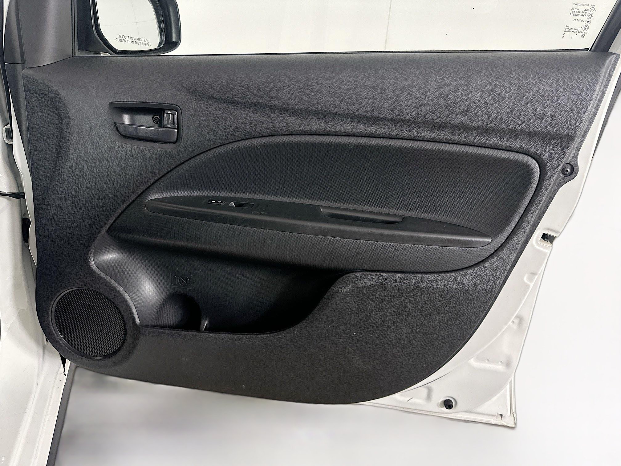 Used 2020 Mitsubishi Mirage ES FWD image 30