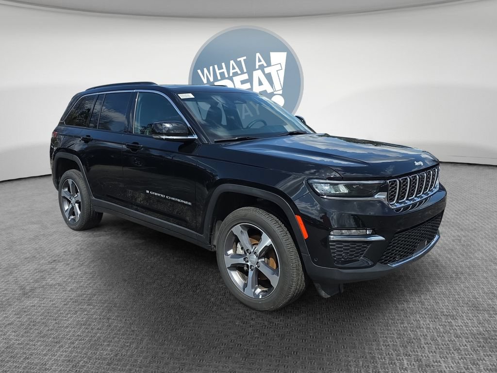 New 2025 Jeep Grand Cherokee Limited w/ Luxury Tech Group II AWD/4WD image 1