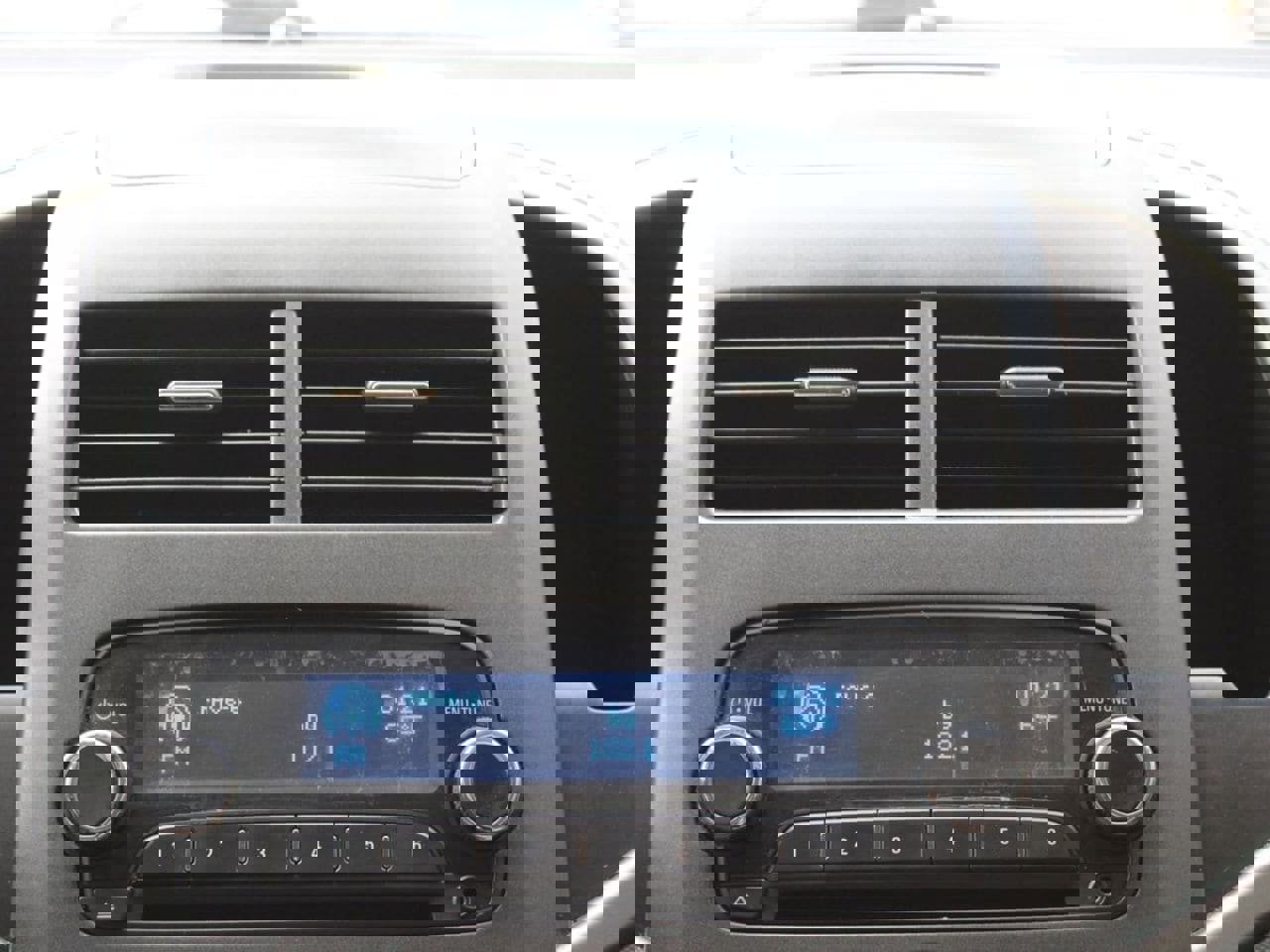 Used 2012 Chevrolet Sonic LT image 18