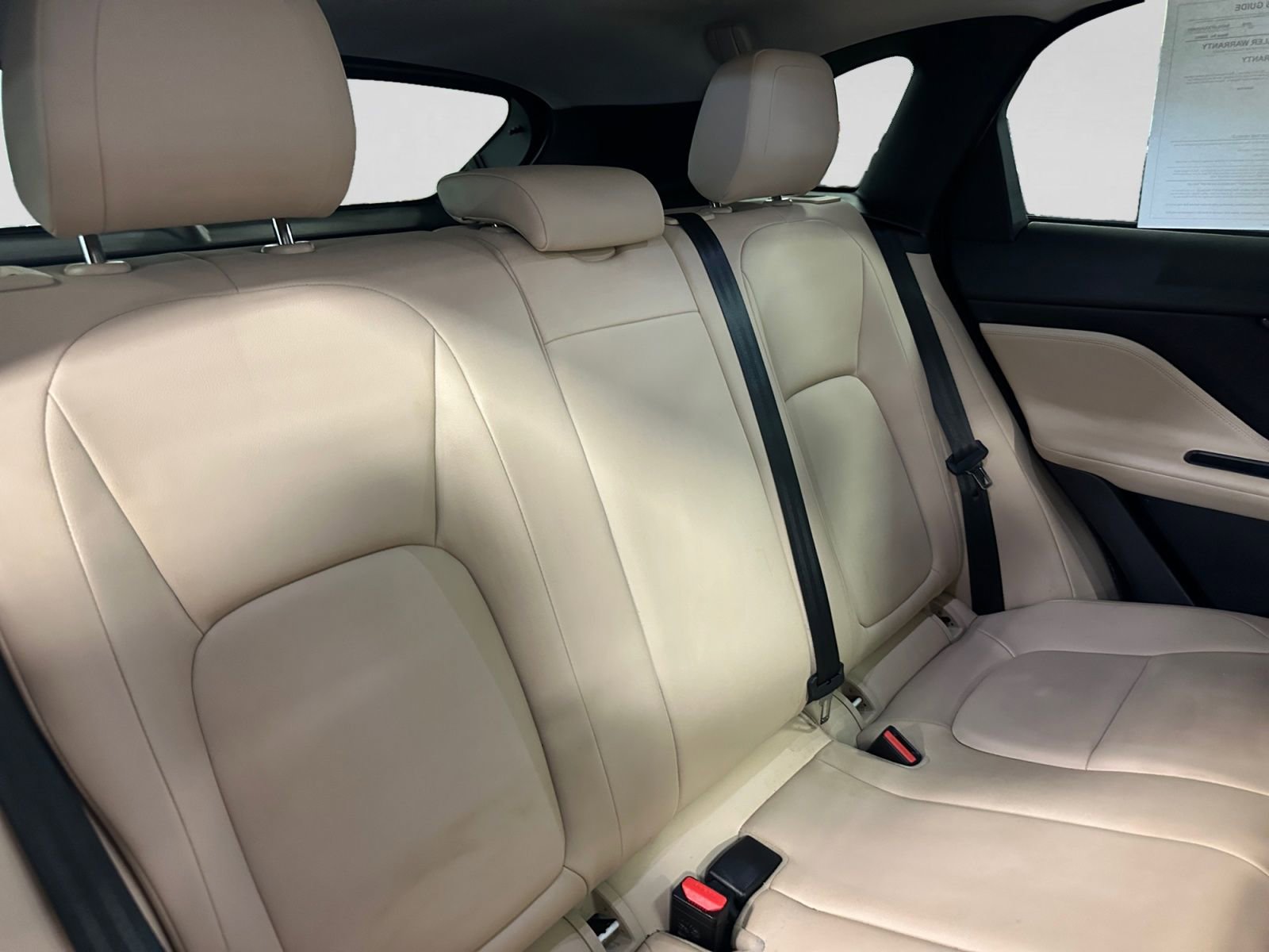 Used 2018 Jaguar F-PACE Premium AWD/4WD image 25