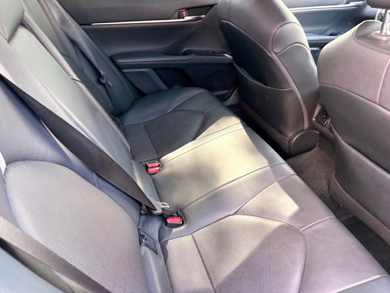 Used 2020 Toyota Camry XSE AWD/4WD image 15