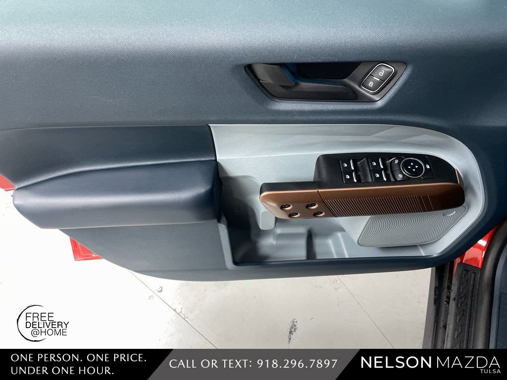 Used 2023 Ford Maverick Lariat w/ Equipment Group 500A Standard image 18